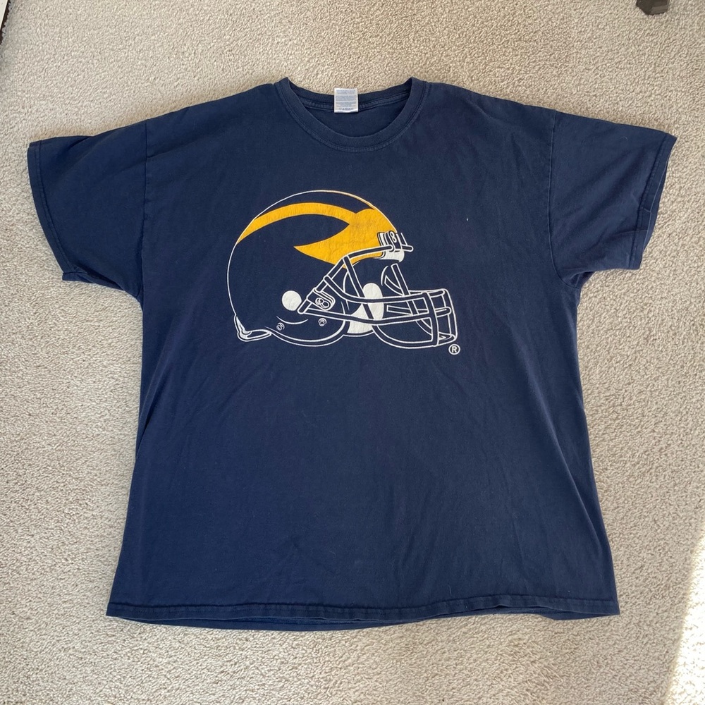University of Michigan T-shirt Vintage Unique Gildan